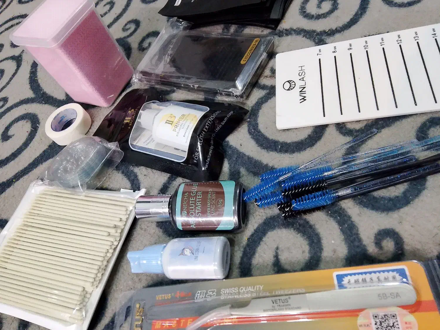 وسایل مژه|آرایشگاه و سالن‌های زیبایی|شیروان (خراسان), |دیوار