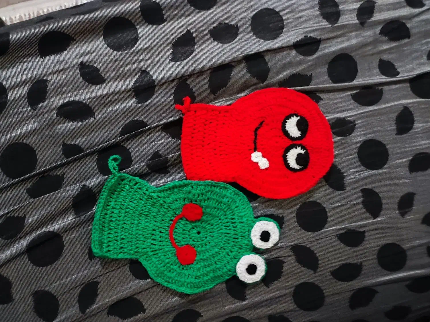 بافتنی عروسک|صنایع دستی و سایر لوازم تزئینی|رشت, معلولین|دیوار