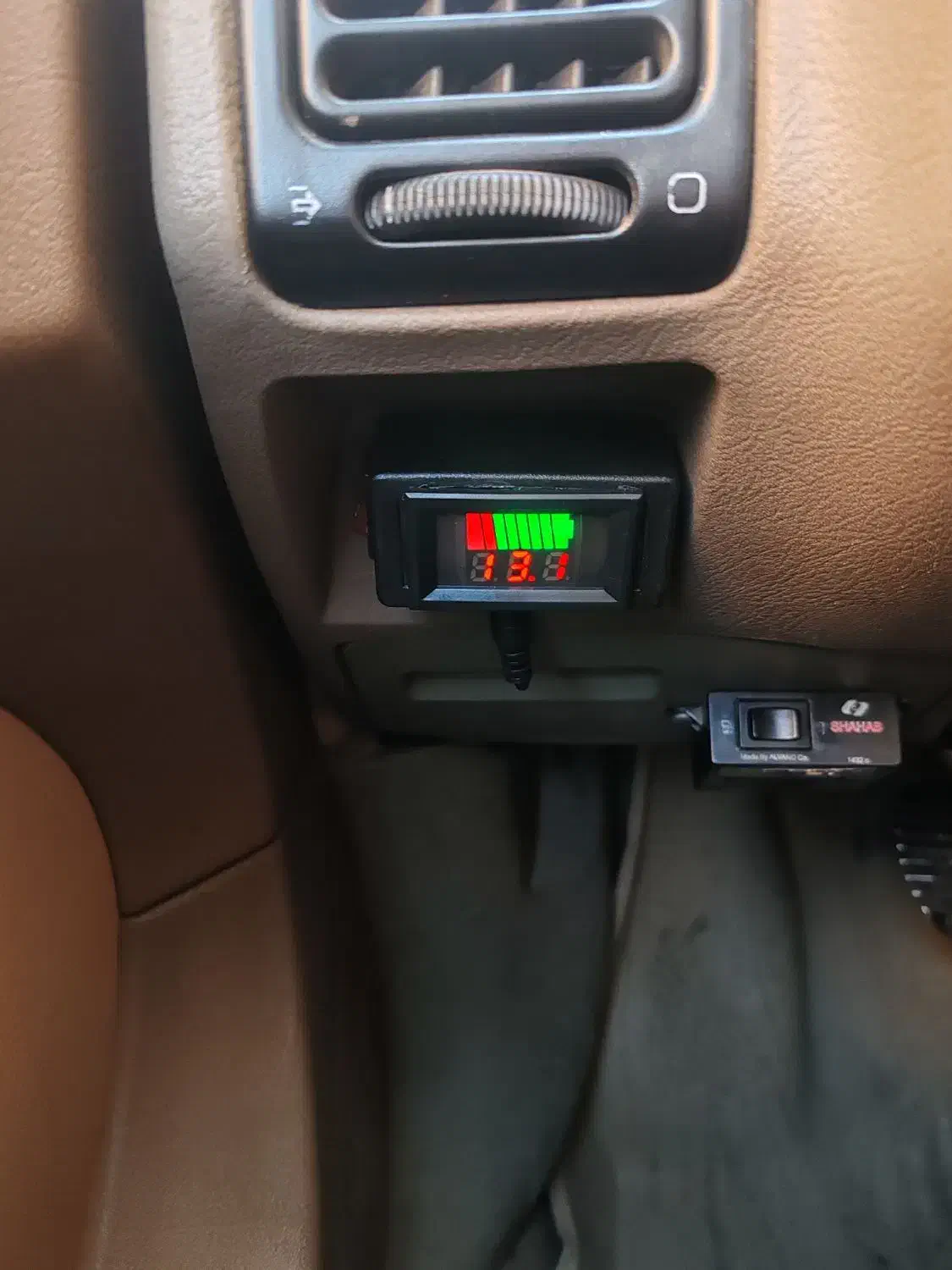 نمایشگر میزان شارژ باتری موبایل|لوازم جانبی موبایل و تبلت|قم, حقیقت|دیوار