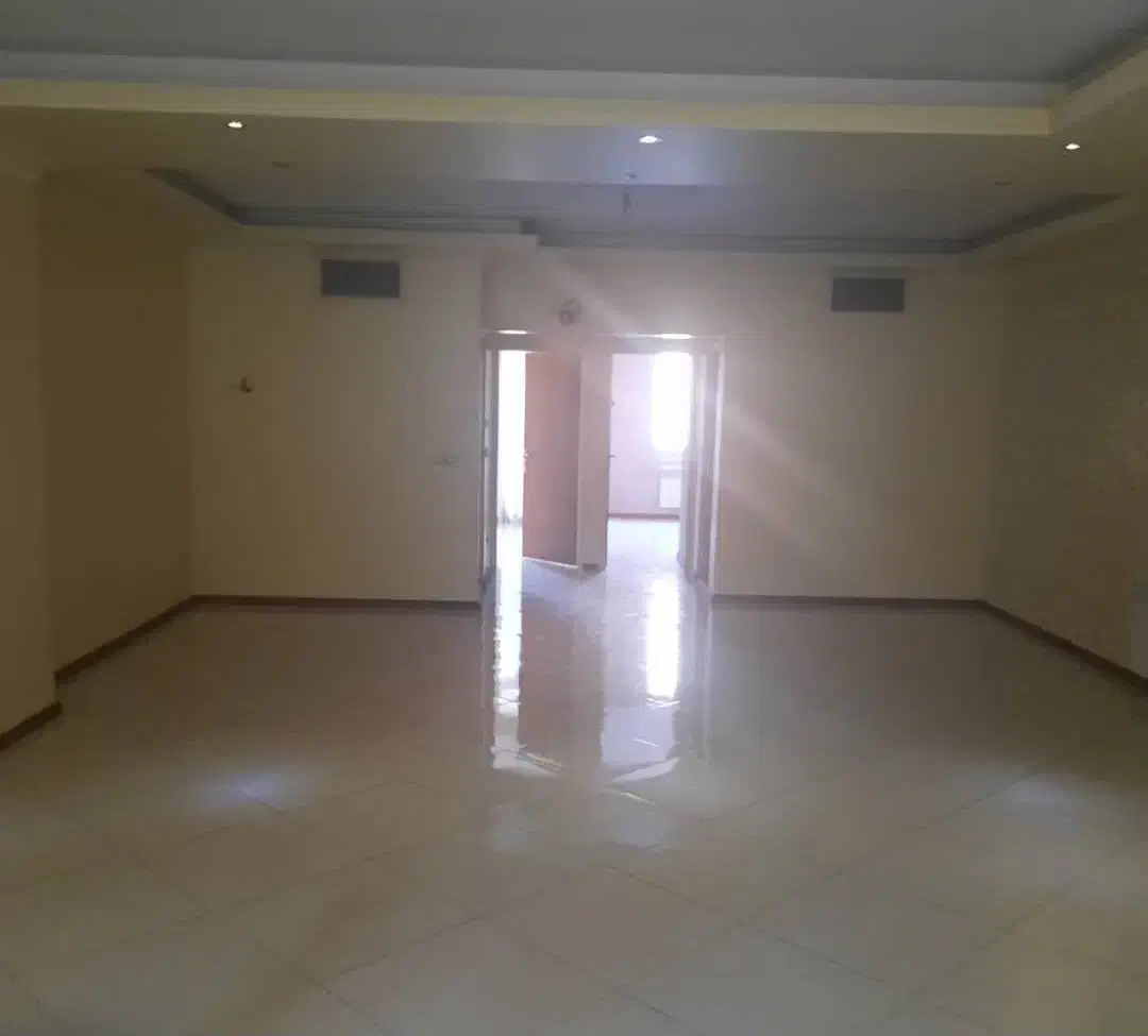 ۱۲۳ متر ۲ خواب در فاطمی، گلها