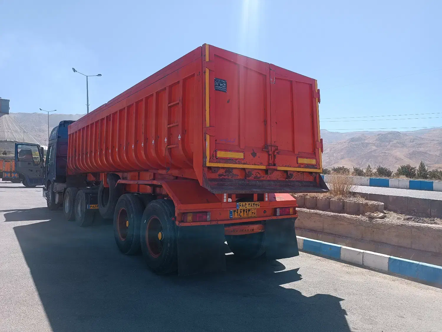 کمپرسی دو محور   کمپرس|خودرو سنگین|فریمان, |دیوار