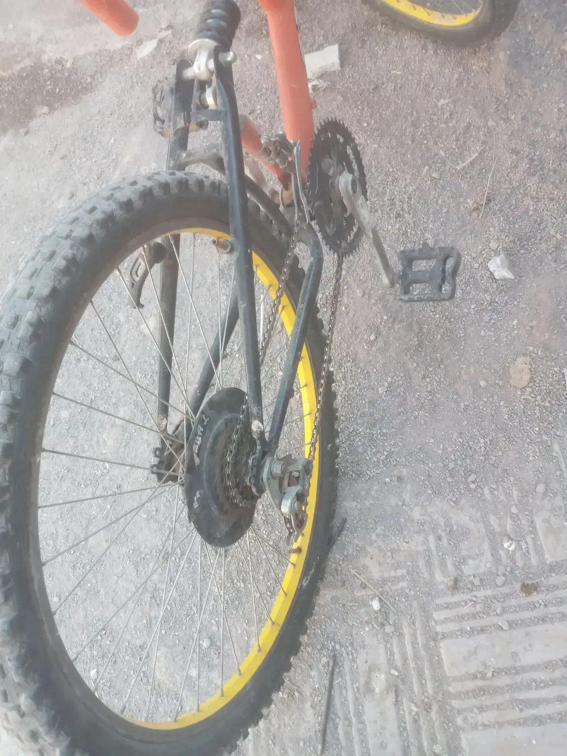 دوچرخه ۲۶|دوچرخه، اسکیت، اسکوتر|بم, |دیوار