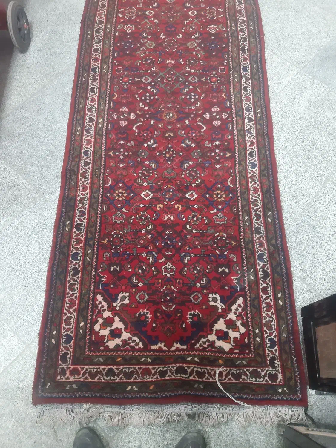 فرش کناره دست بافت همدان در حد نو|فرش|نسیم‌شهر, |دیوار