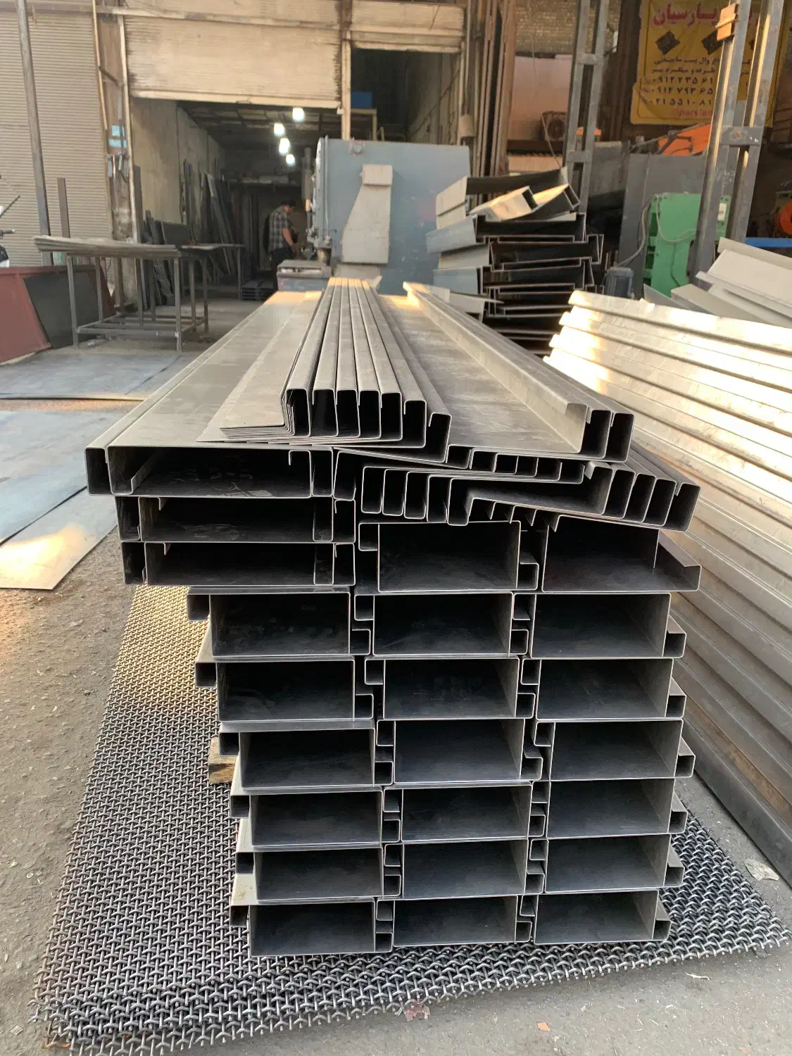 برشکاری وخم کاری ورق فلاشینگ کیان گستر|خدمات پیشه و مهارت|ری, بازار آهن|دیوار