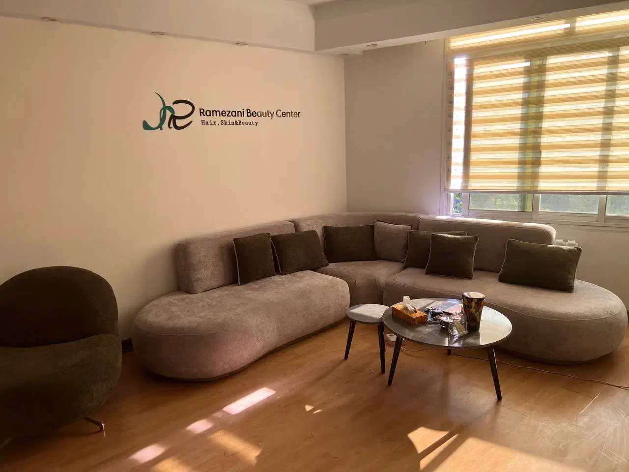 واگذاری اتاق از کلینیک زیبایی|اجارهٔ دفتر کار، اتاق اداری، مطب|تهران, اختیاریه|دیوار