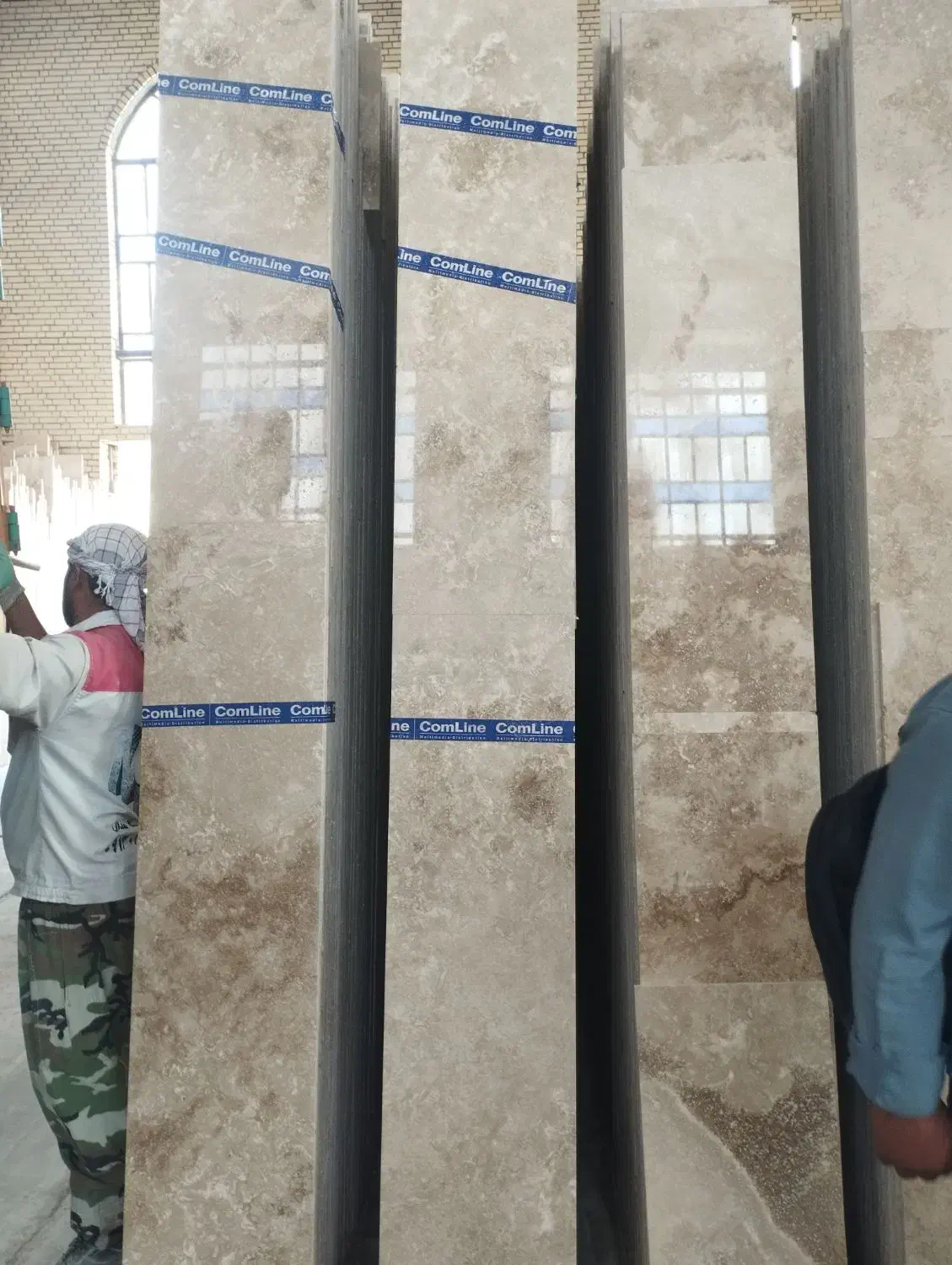 تراورتن کرم هاله دار|مصالح و تجهیزات ساختمان|اصفهان, محمودآباد|دیوار