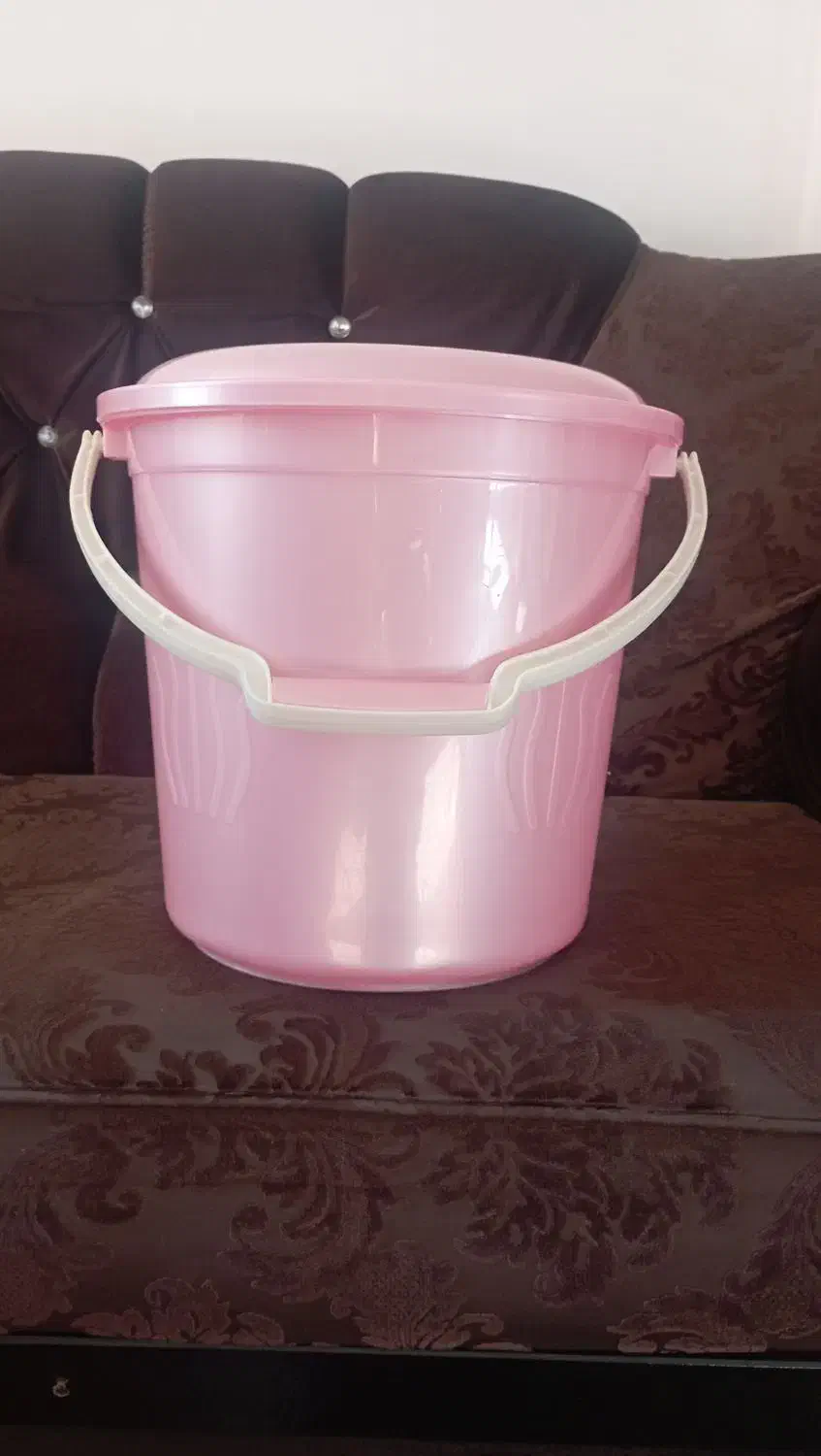 سطل برنج بزرگ حدودا ۱۰ کیلویی|ظروف نگهدارنده، پلاستیکی، یک‌بارمصرف|سقز, |دیوار