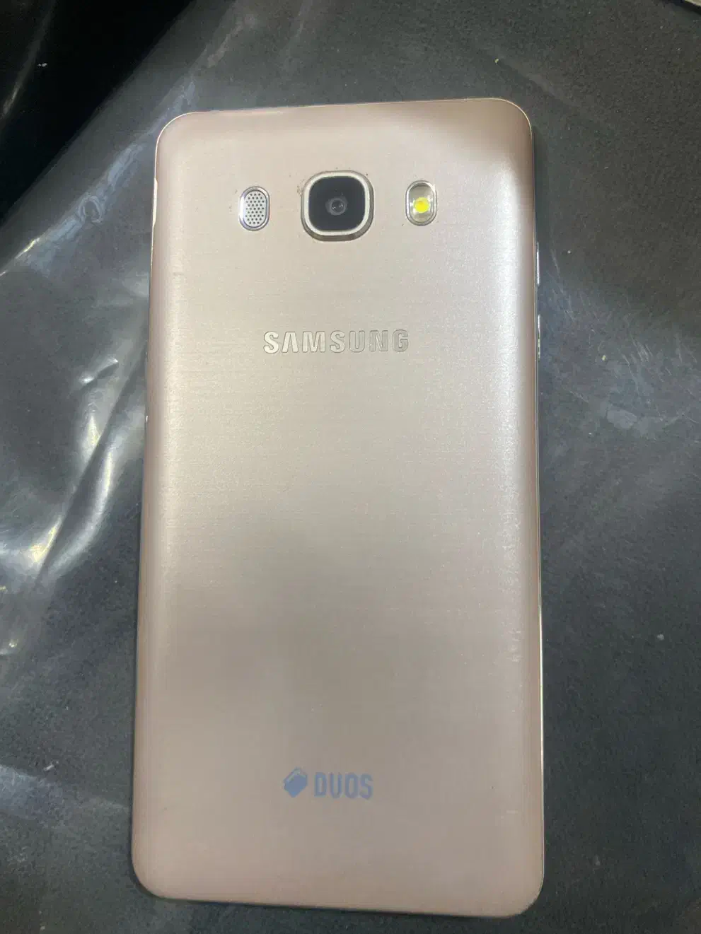 گوشیGalaxy j5|موبایل|شیراز, شهرک سعدی|دیوار