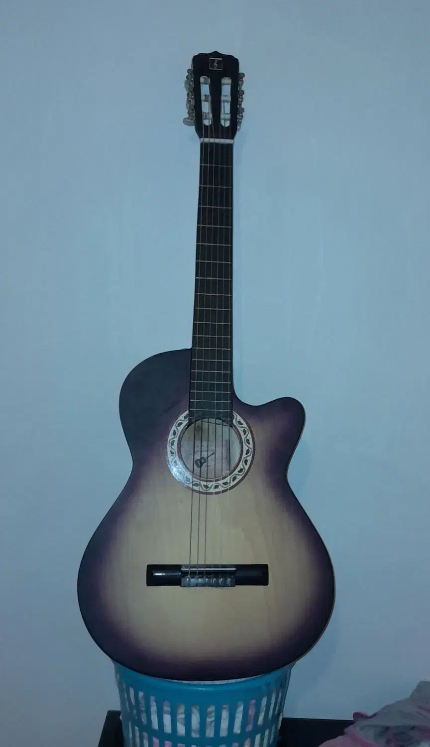 گیتار نو|گیتار، بیس، امپلیفایر|کرمان, |دیوار