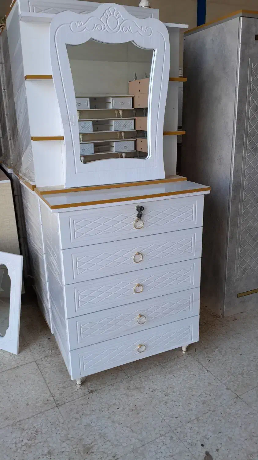 میز آرایش ۵ کشو و آینه کنسول وکیوم|جاکفشی، کمد، دراور|گنبد کاووس, |دیوار