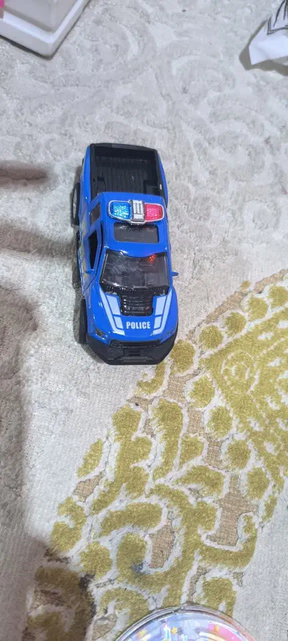 ماشین فلزی|اسباببازی|قم, شهرک امام حسین|دیوار