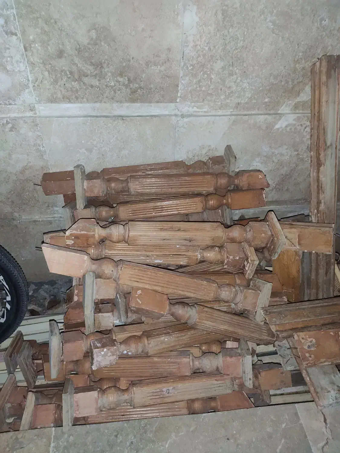 نرده چوبی در حد|مصالح و تجهیزات ساختمان|مشهد, شهید بصیر|دیوار