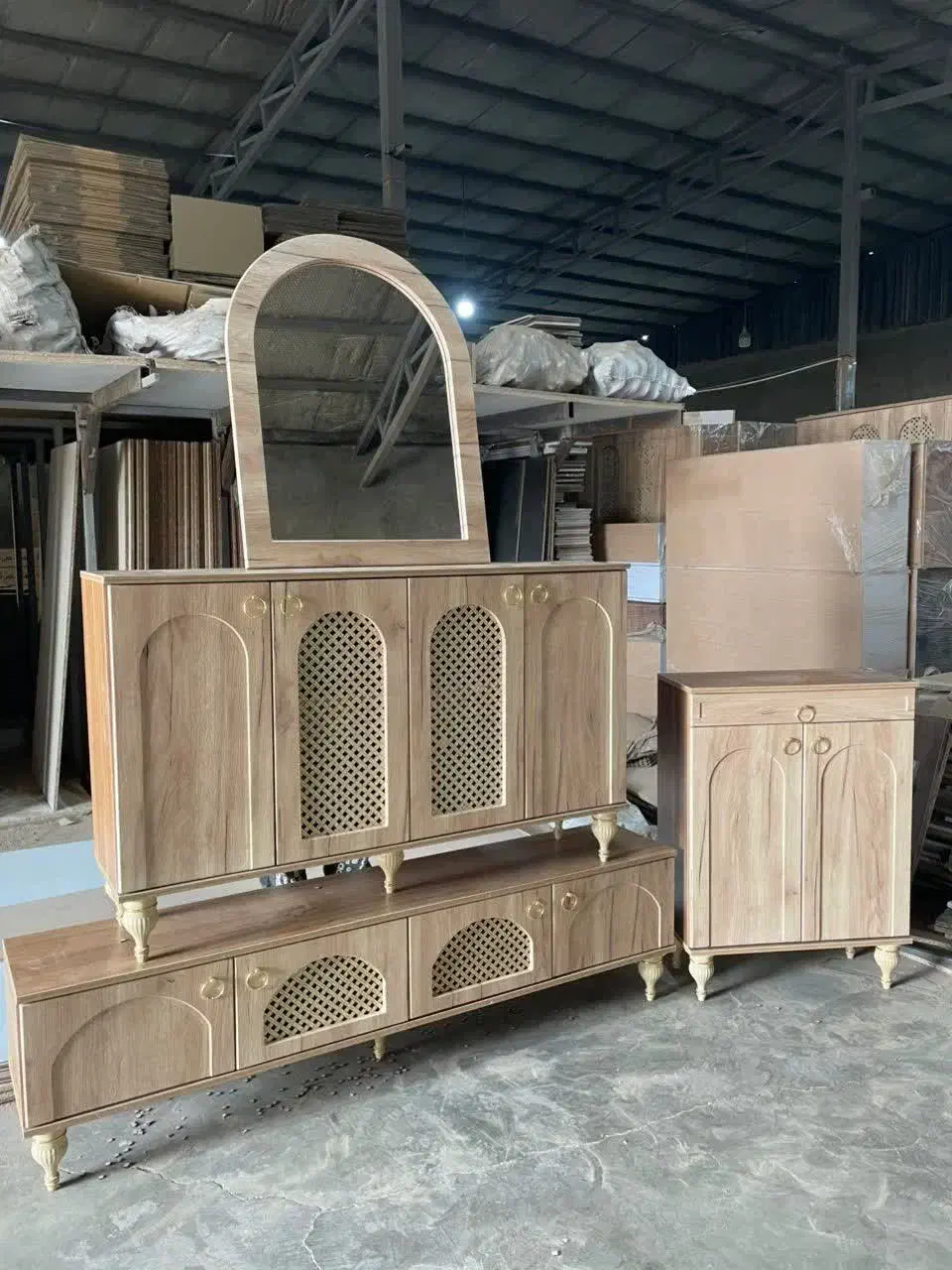 ست کامل اقتصادی|میز تلویزیون|یزد, |دیوار