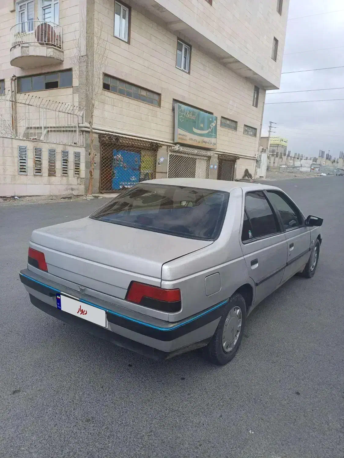 ۴۰۵ مدل ۸۴|خودرو سواری و وانت|فردیس, ثابتی|دیوار