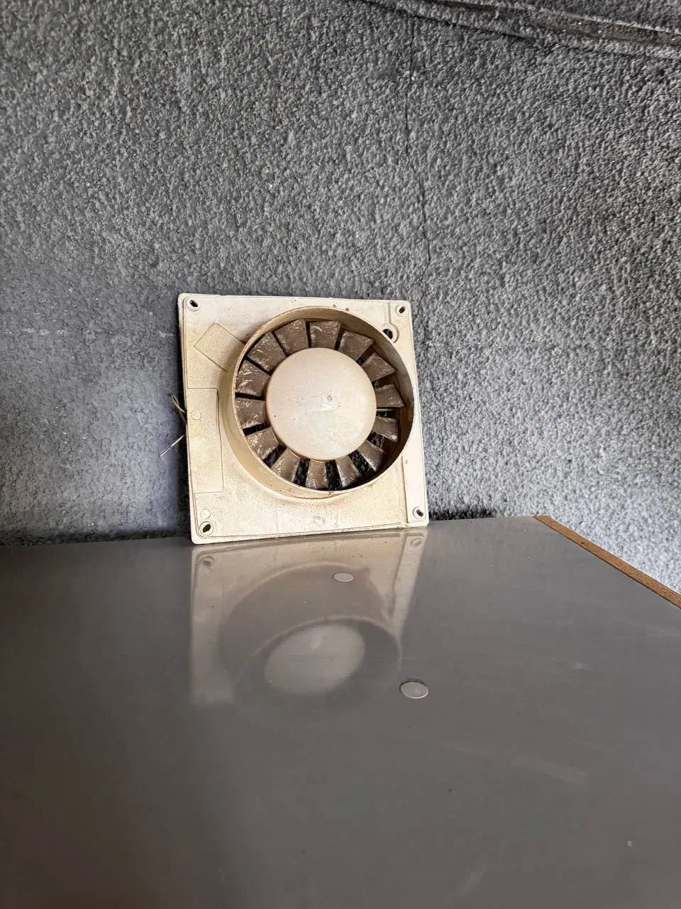 فن سالم|پنکه و تصفیه‌کنندهٔ هوا|کرمانشاه, |دیوار