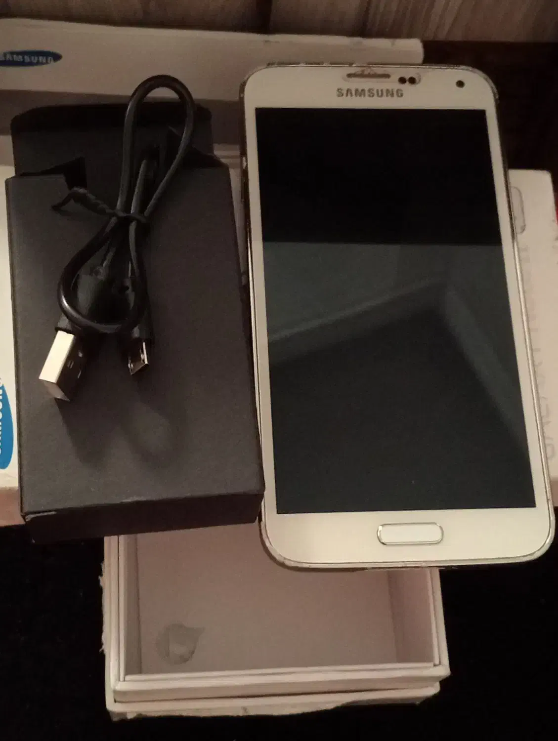 سامسونگ گالکسی s5 + پاور رایگان با کارتن|موبایل|تهران, آهنگران (سراسیاب دولاب)|دیوار
