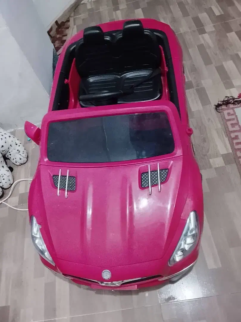 ماشین شارژی|اسباببازی بچه|بندر گناوه, |دیوار