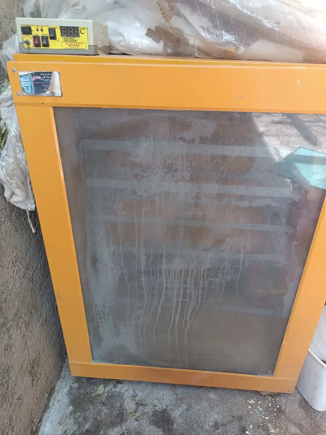 دستگاه جوجه کشی خانگی|لوازم جانبی حیوانات|میانه, |دیوار