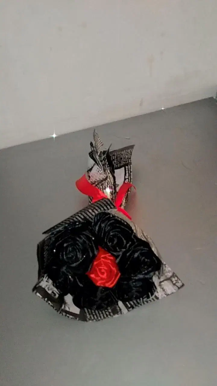 گلهای ماندگار و قشنگ|گل مصنوعی|رشت, رشتیان|دیوار