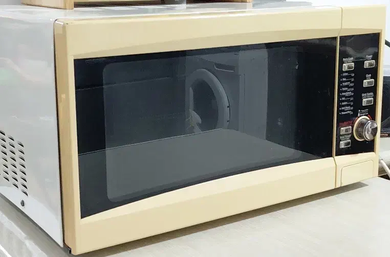 ماکروویو|سایر لوازم برقی|رشت, شالکو|دیوار