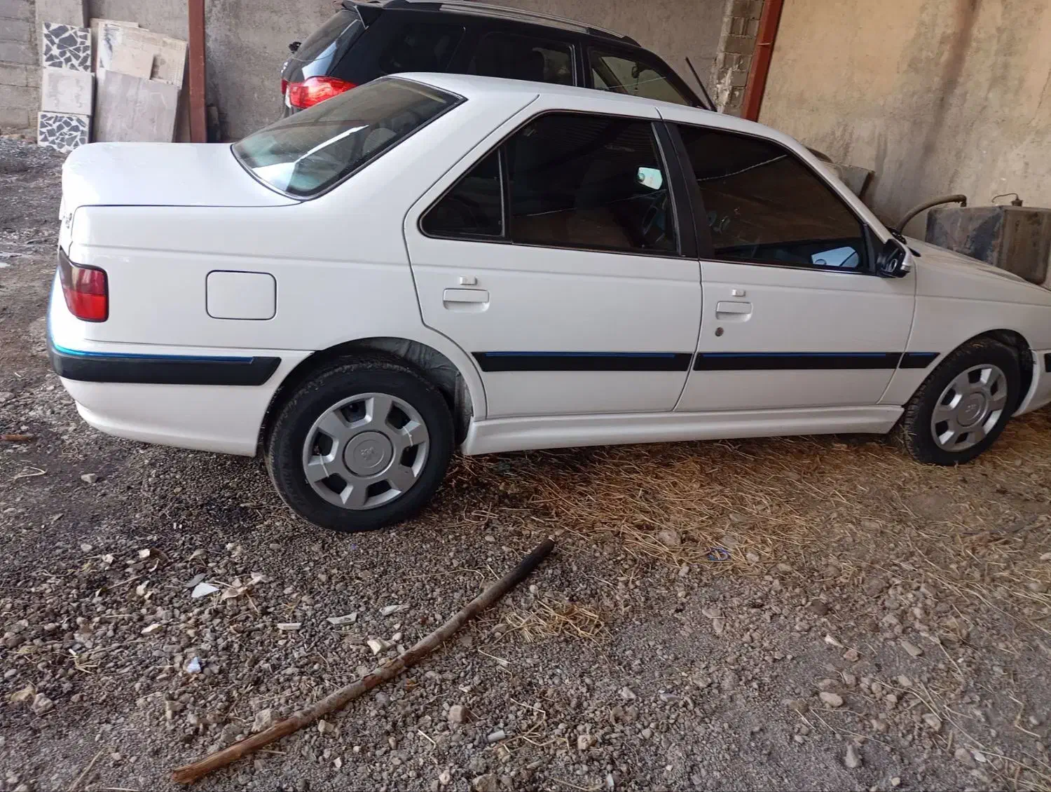 فروش ماشین|خودرو سواری و وانت|آبیک, |دیوار