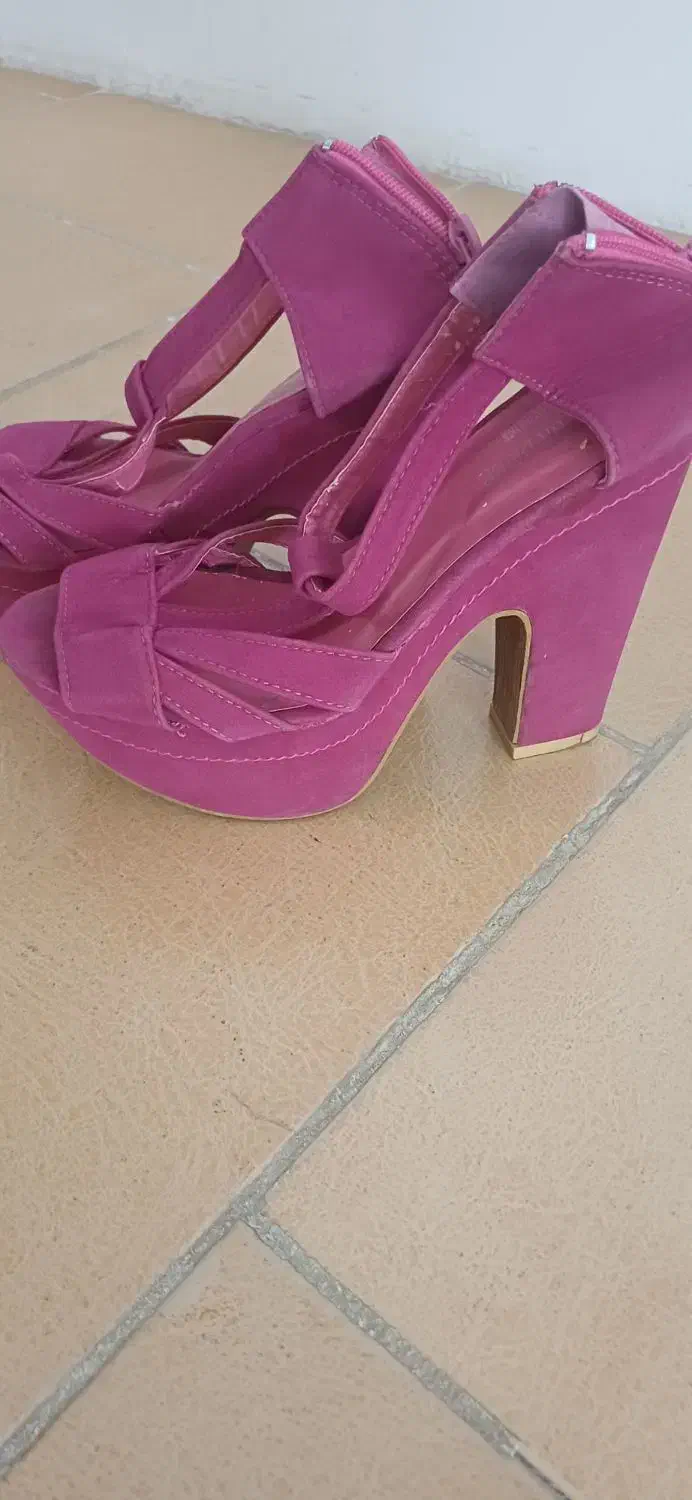 صندل مجلسی|کیف، کفش، کمربند|بجنورد, |دیوار