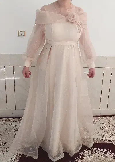 لباس مجلسی|لباس|مرودشت, مسجد رسول|دیوار