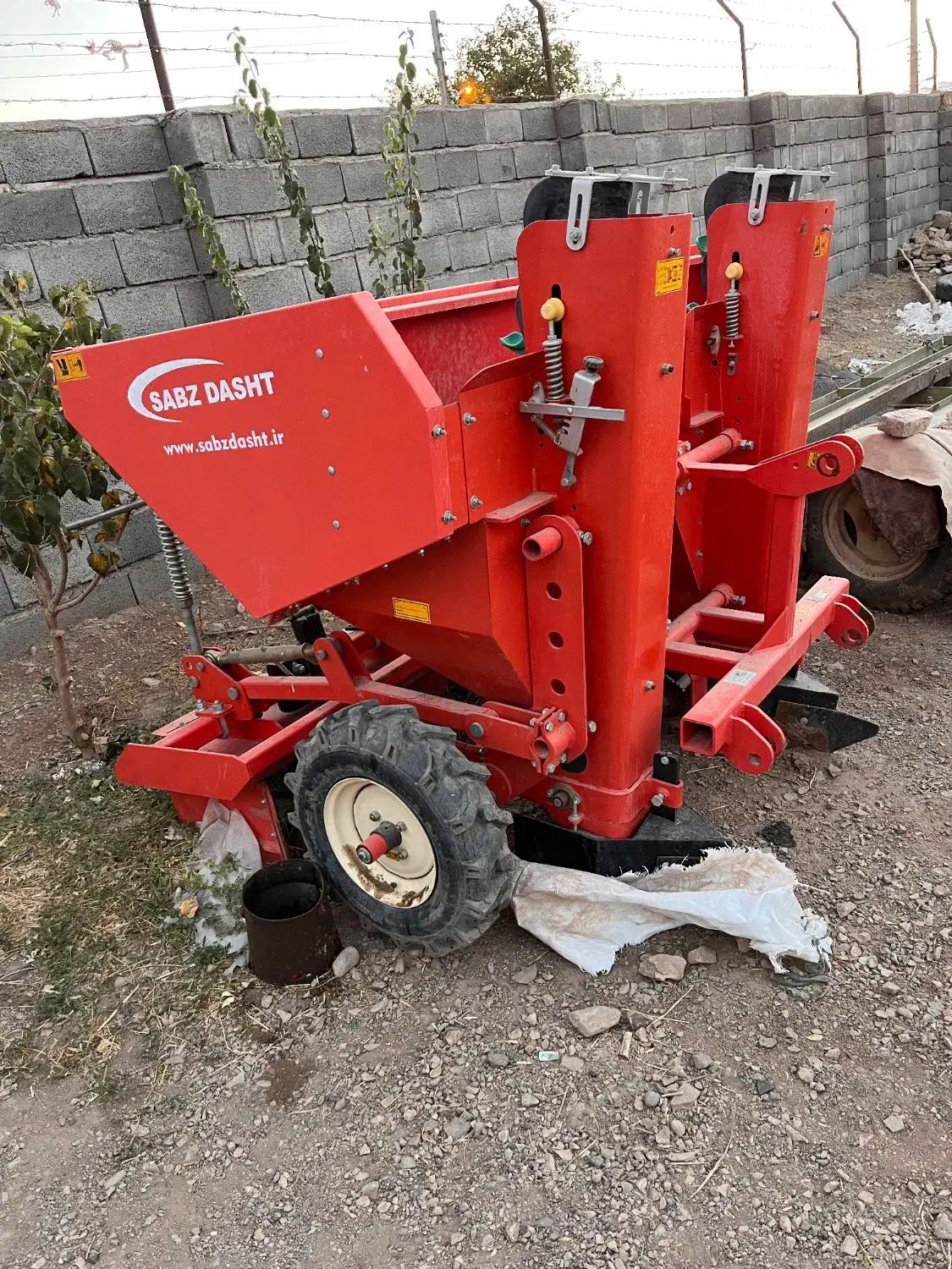 فروش دستگاه سیب کار|ماشین‌آلات صنعتی|نگار, |دیوار