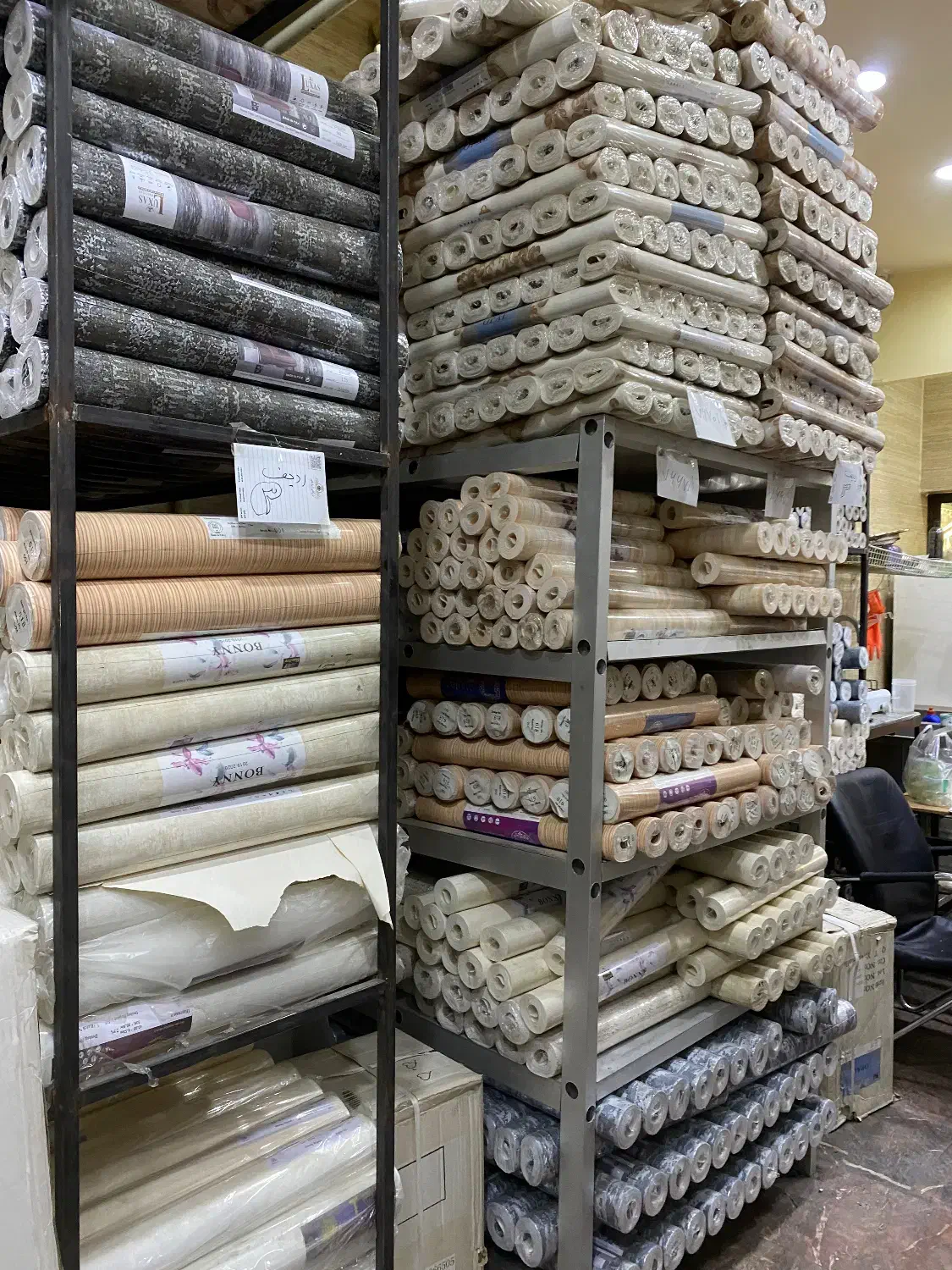 کاغذ دیواری خارجی از رولی ۴۵ تا ۴۵۰|خدمات پیشه و مهارت|شیراز, ترمینال باربری|دیوار