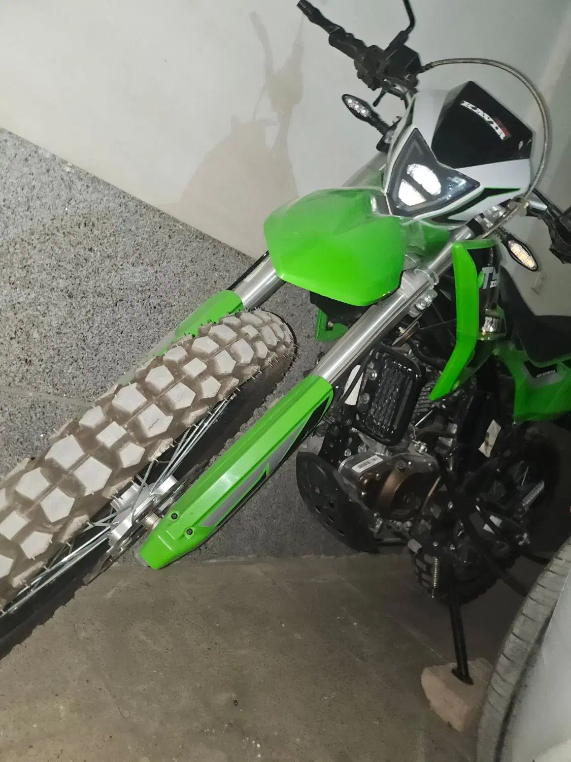 تریل t4 مدل ۱۴۰۱ کارکرد ۵ تا|موتورسیکلت|مشهد, الهیه|دیوار