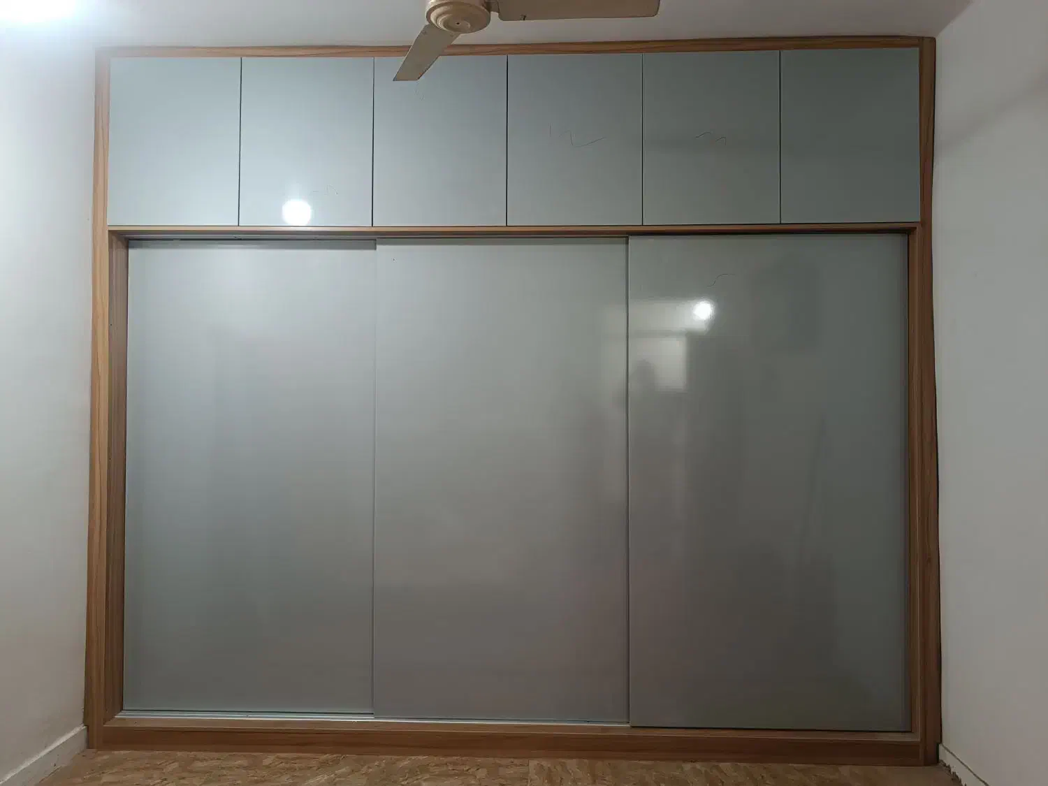 نصاب کابینت کمد دیواری|خدمات پیشه و مهارت|خرمشهر, |دیوار
