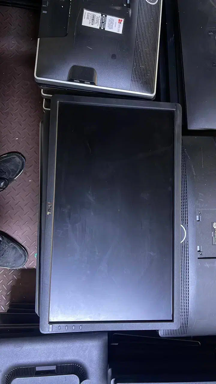 مانیتور 19-22-24-27-29 دل و سامسونگ|قطعات و لوازم جانبی رایانه|مشهد, عامل|دیوار