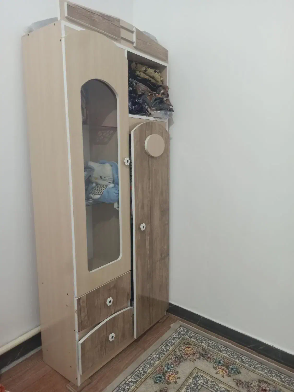 ست کمد و نی نی لالای|تخت و سرویس خواب|میانه, |دیوار