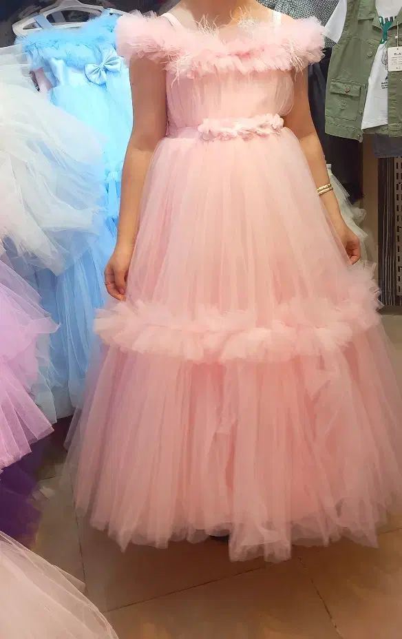 لباس عروس نو|لباس|رشت, نیروی دریایی|دیوار