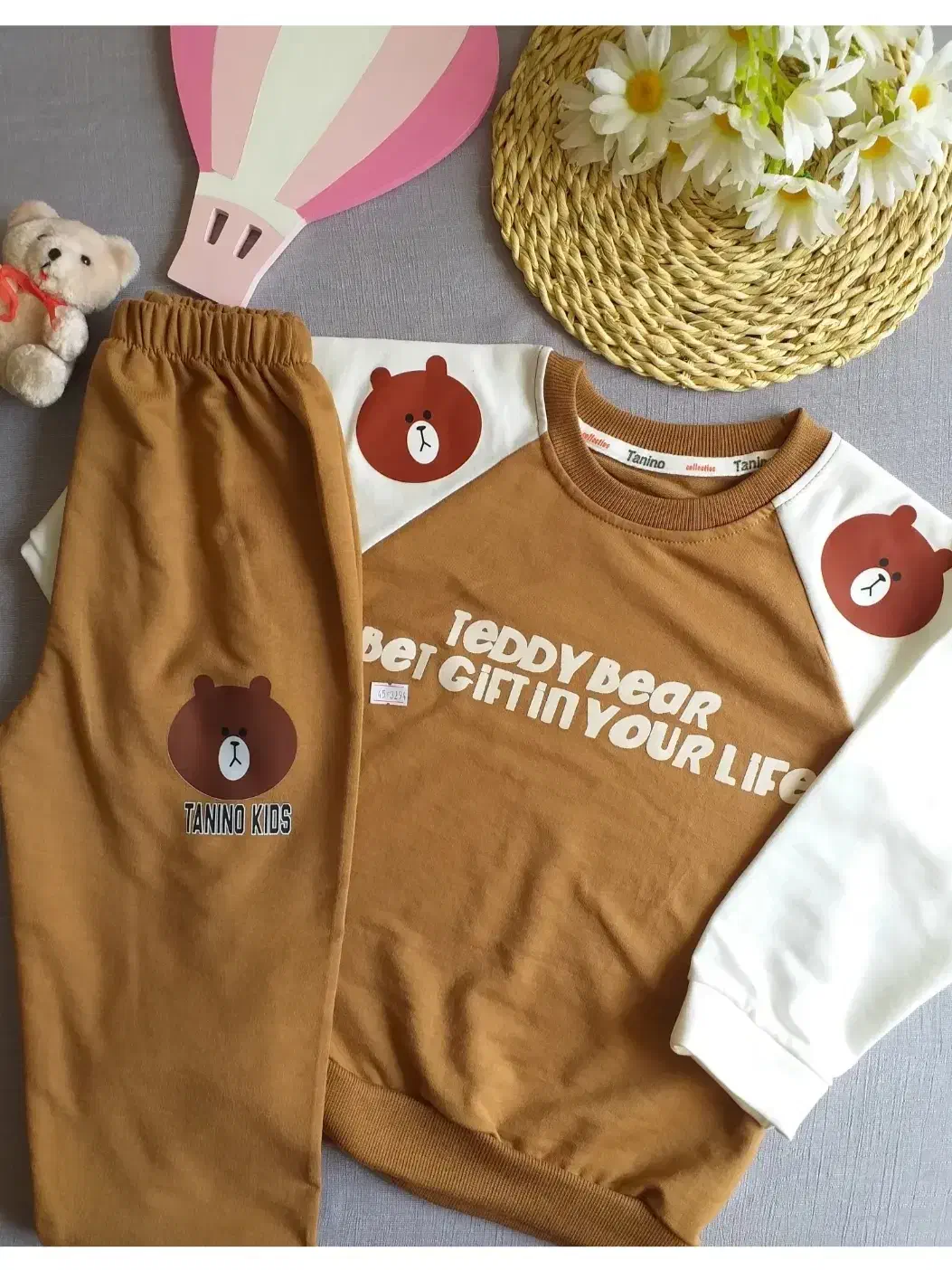 لباس بچگانه زیر قیمت  ۲ تا ۵ سال|کفش و لباس بچه|سنندج, |دیوار