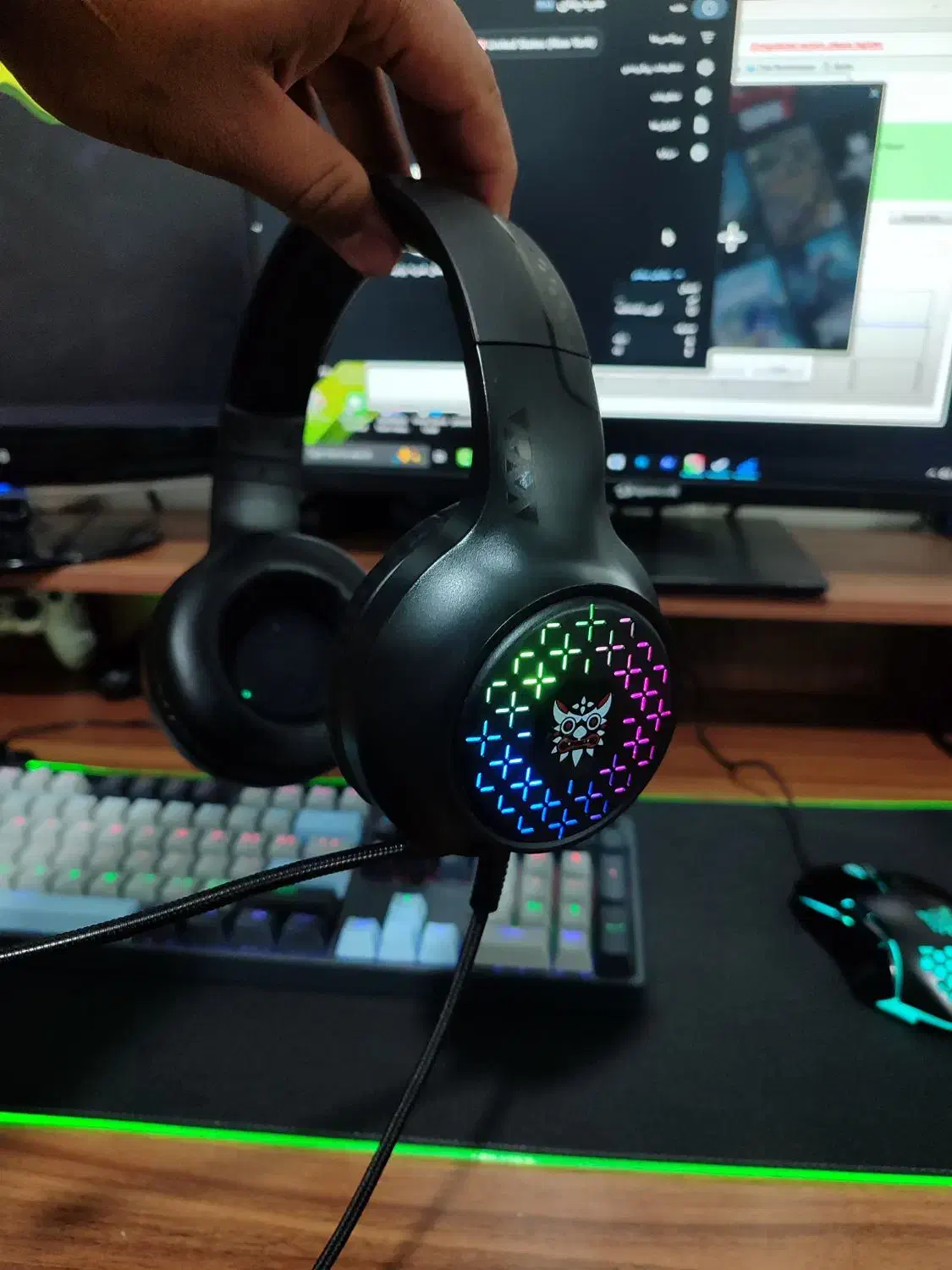 هدفون اونیکوما مدل x7pro سالم|قطعات و لوازم جانبی رایانه|اصفهان, دارک|دیوار