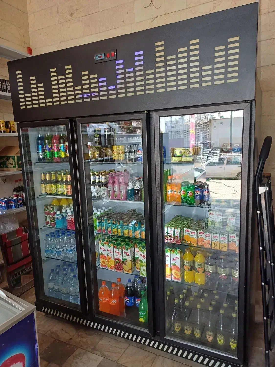 یخچال و لوازم سوپری|فروشگاه و مغازه|شاهینشهر, مورچه خورت|دیوار