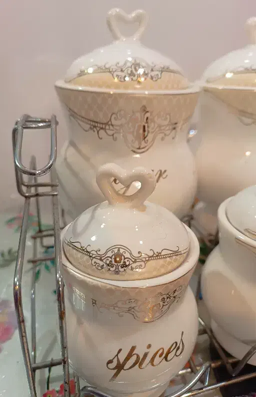 جا ادویه ای|ظروف نگهدارنده، پلاستیکی، یکبارمصرف|رشت, اسماعیل آباد|دیوار