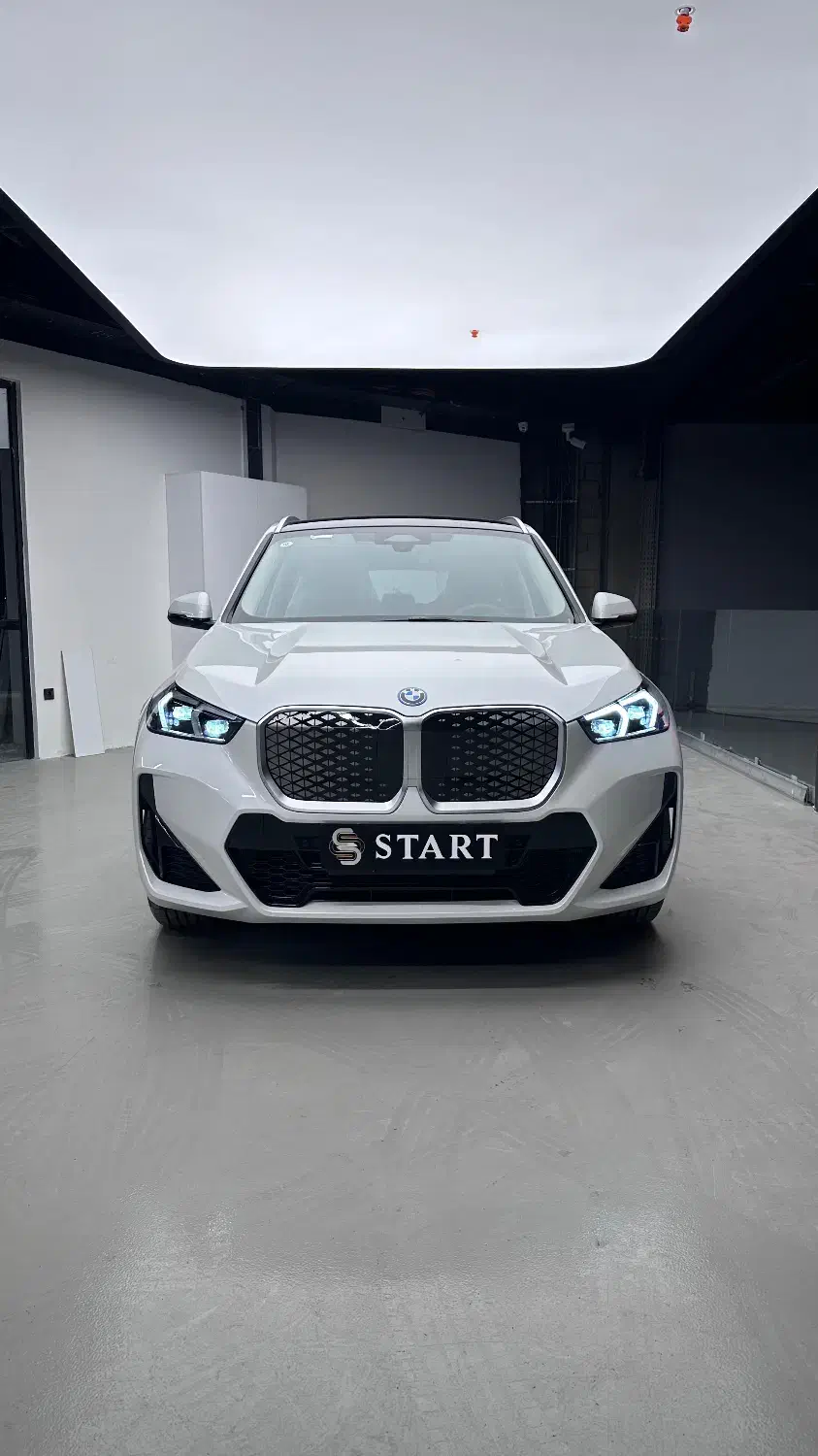 بی ام و ix1 مدل ۲۰۲۵ با کیت داخل موکا|خودرو سواری و وانت|تهران, حکمت|دیوار