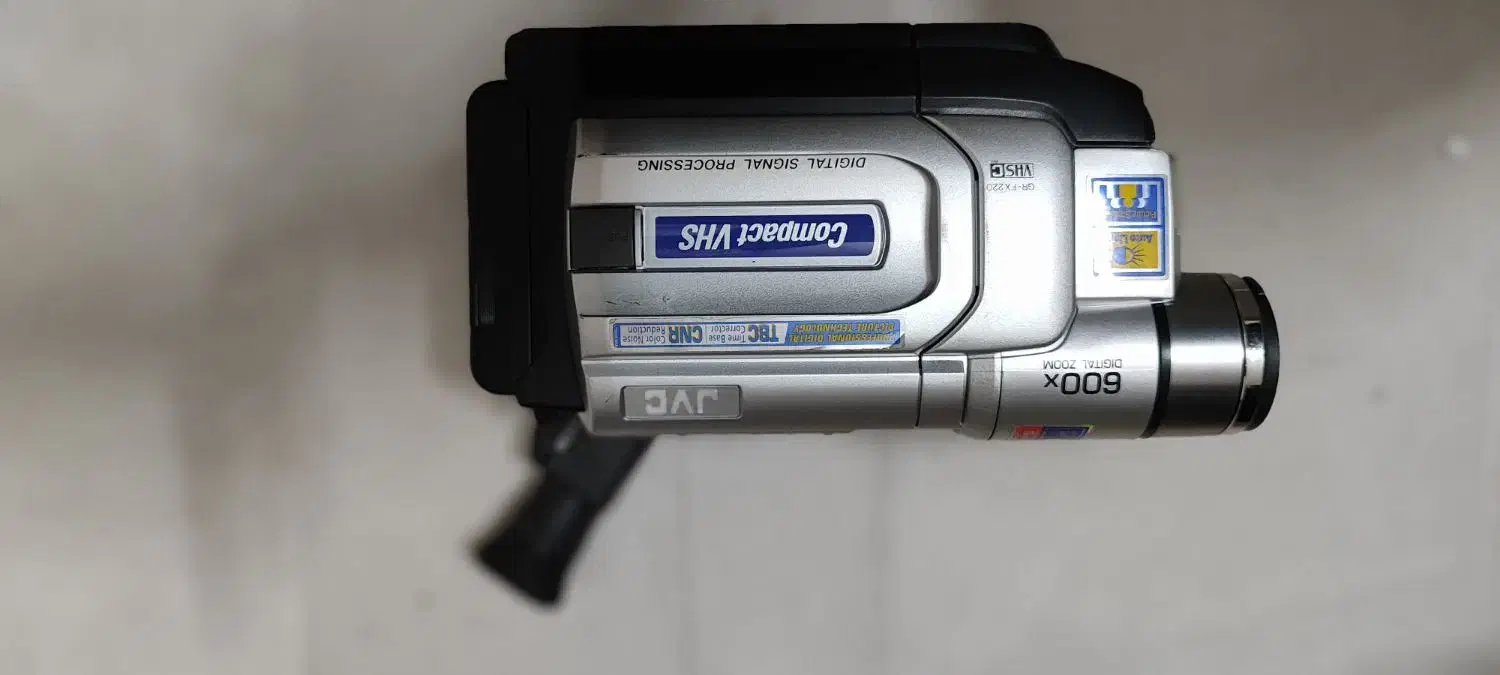 دوربین فیلمبرداری و عکاسی فول دیجیتال|دوربین عکاسی و فیلم‌برداری|کرمان, |دیوار