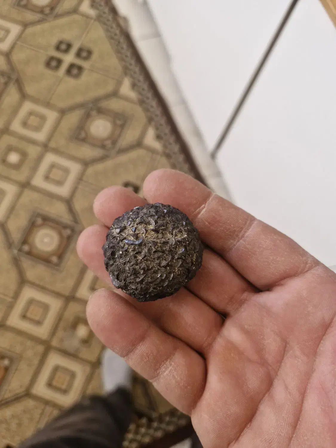 سنگ آسمانی|کلکسیون اشیاء عتیقه|سرچهان, |دیوار