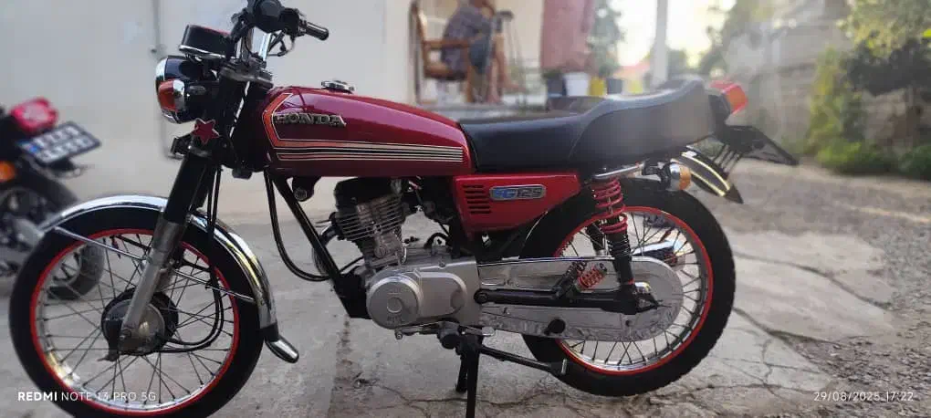 موتور هوندا ۱۲۵مشابه صفر|موتورسیکلت|کیاشهر, |دیوار