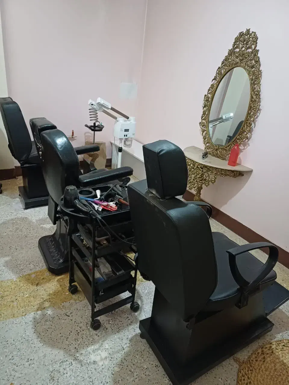 وسایل کامل آرایشگاه|آرایشگاه و سالن‌های زیبایی|شاهین‌شهر, فیض|دیوار