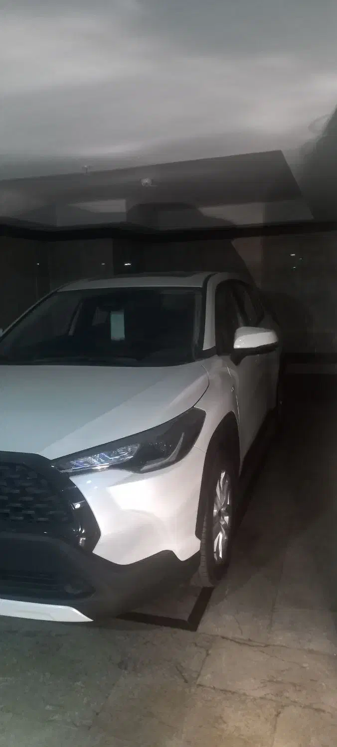 تویوتا کرولا کراس- صفر- شخصی|خودرو سواری و وانت|تهران, سازمان برنامه جنوبی|دیوار