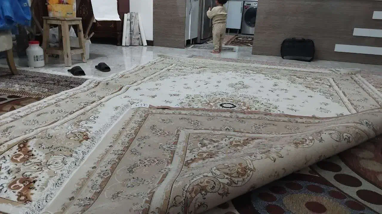 فرش 9 متری 700 شانه - 3 لنگه|فرش|تهران, باغ خزانه|دیوار