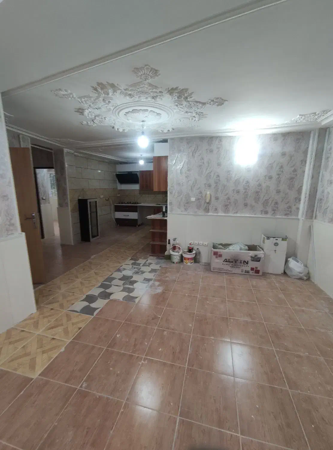 سوییت تک خواب با پارکینگ در ابتدای جمهوری 40|فروش آپارتمان|لنگرود, |دیوار