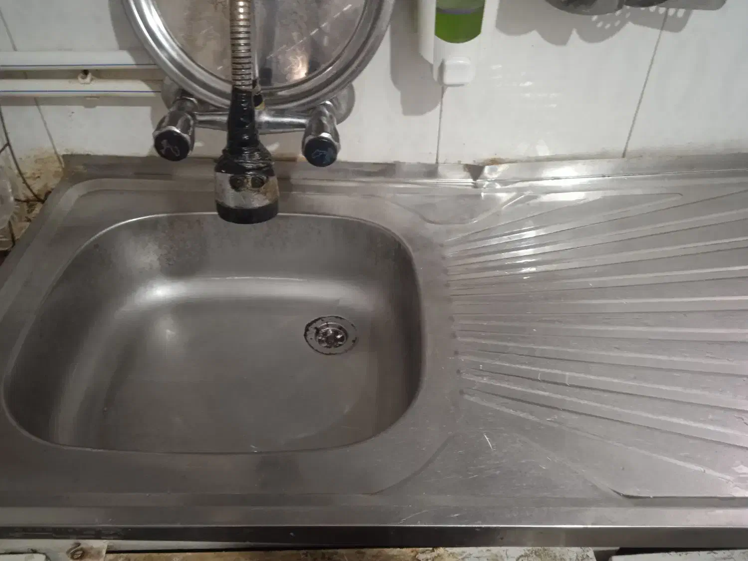 سینگ|لوازم حمام|تایباد, |دیوار