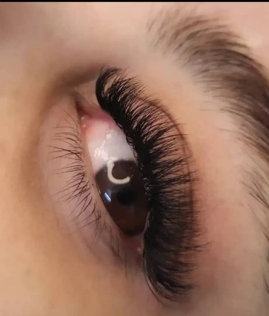 مدل برای تکمیل آلبوم اکستنشن مژه و لیفت ابرو|خدمات آرایشگری و زیبایی|شاهین‌شهر, عطار|دیوار