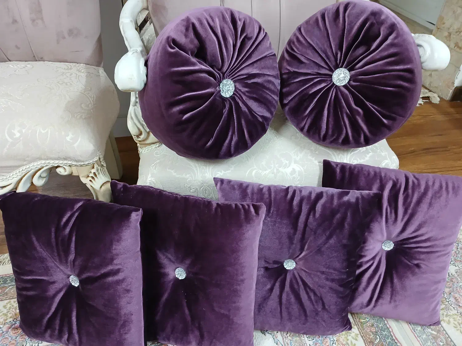 کوسن مخمل مبلی|صنایع دستی و سایر لوازم تزئینی|رشت, شالکو|دیوار