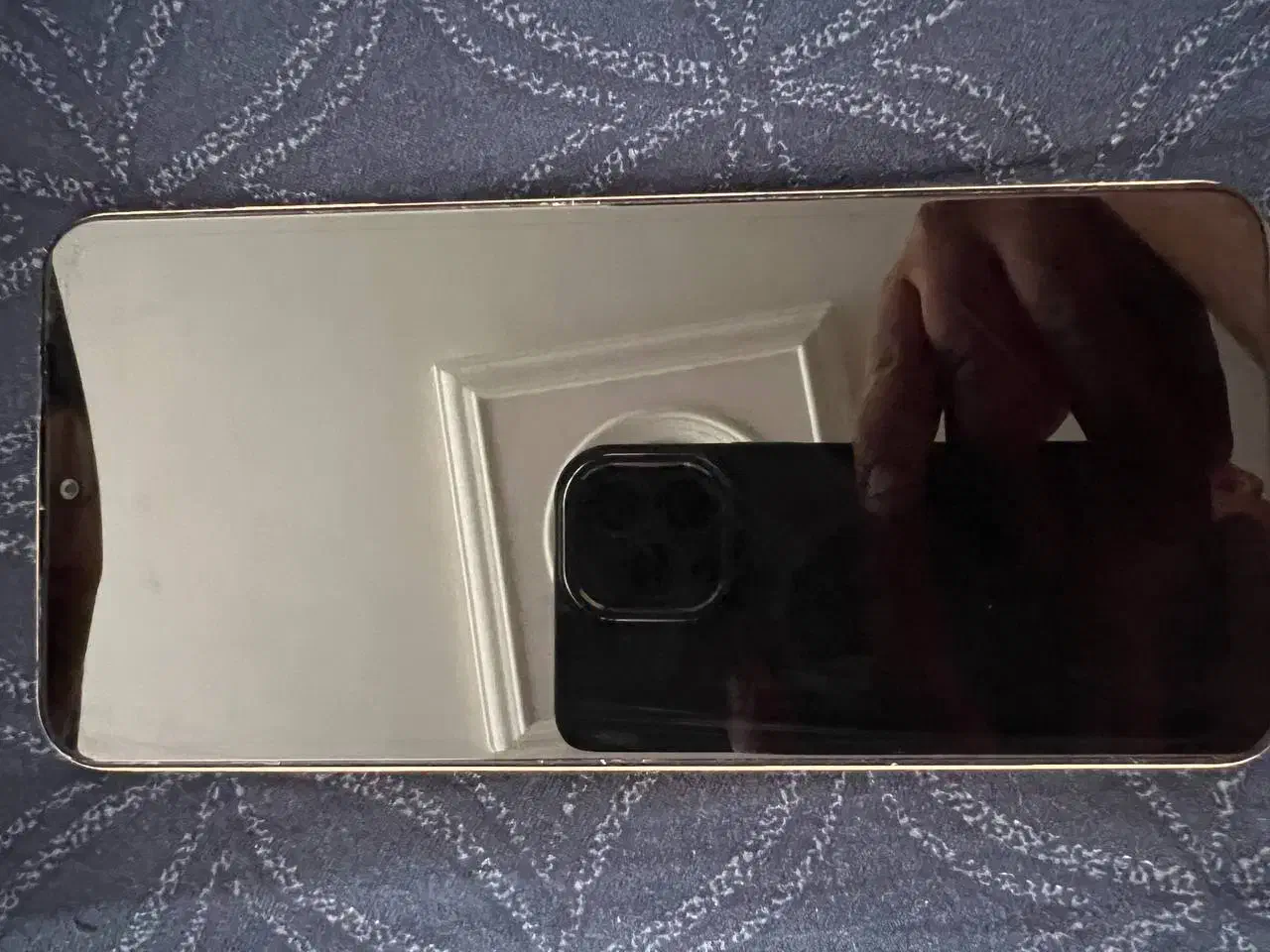 گوشی A13|موبایل|میانه, |دیوار